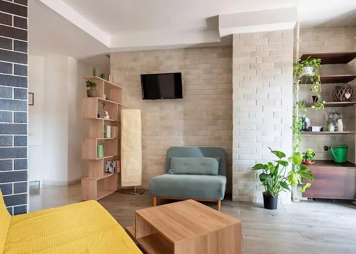Elite E Casa de hóspedes 4*